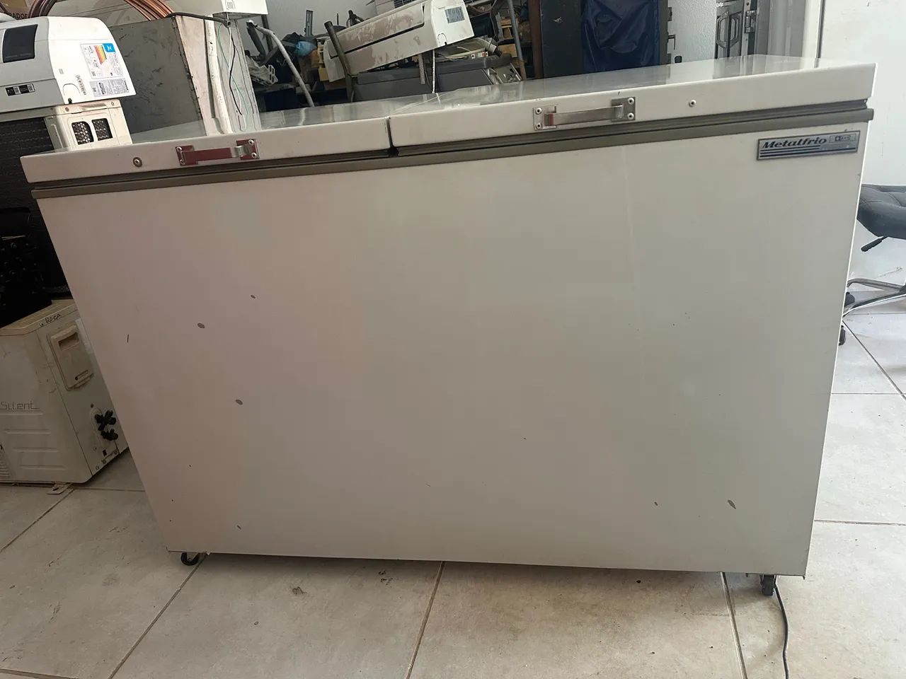 Vendo freezer 