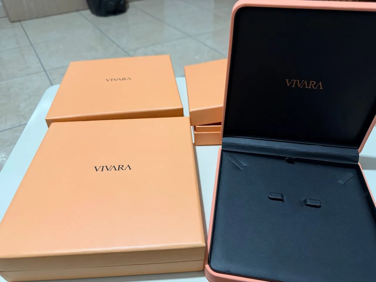 Caixa Vivara para presente