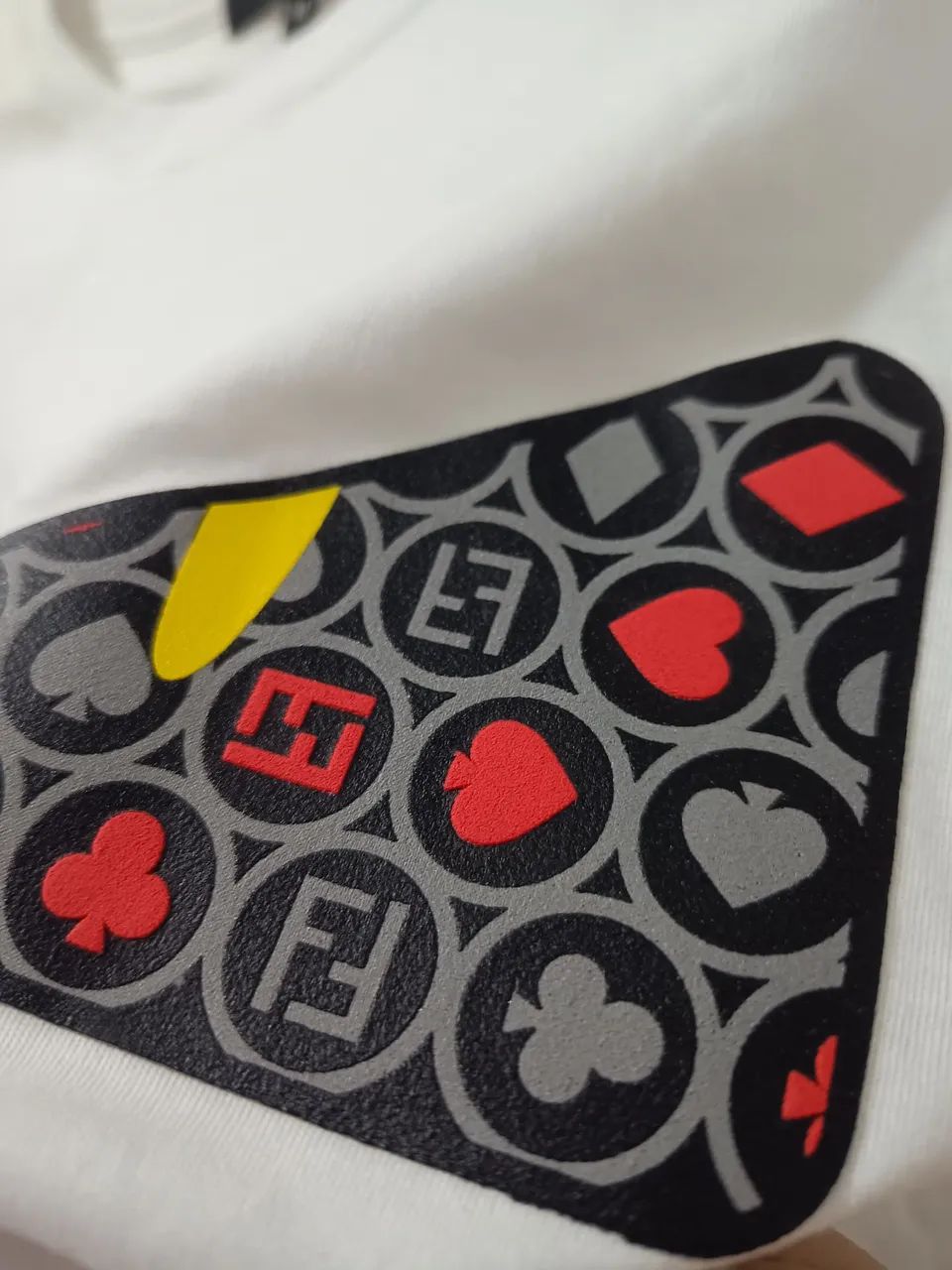 camiseta Fendi  - Foto 3