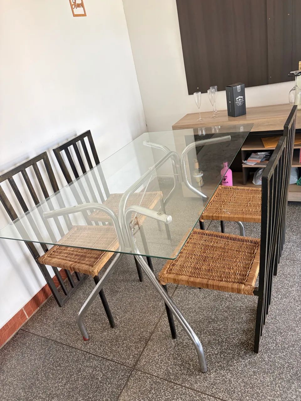 Mesa de jantar com 4 cadeiras (entrego )  - Foto 4