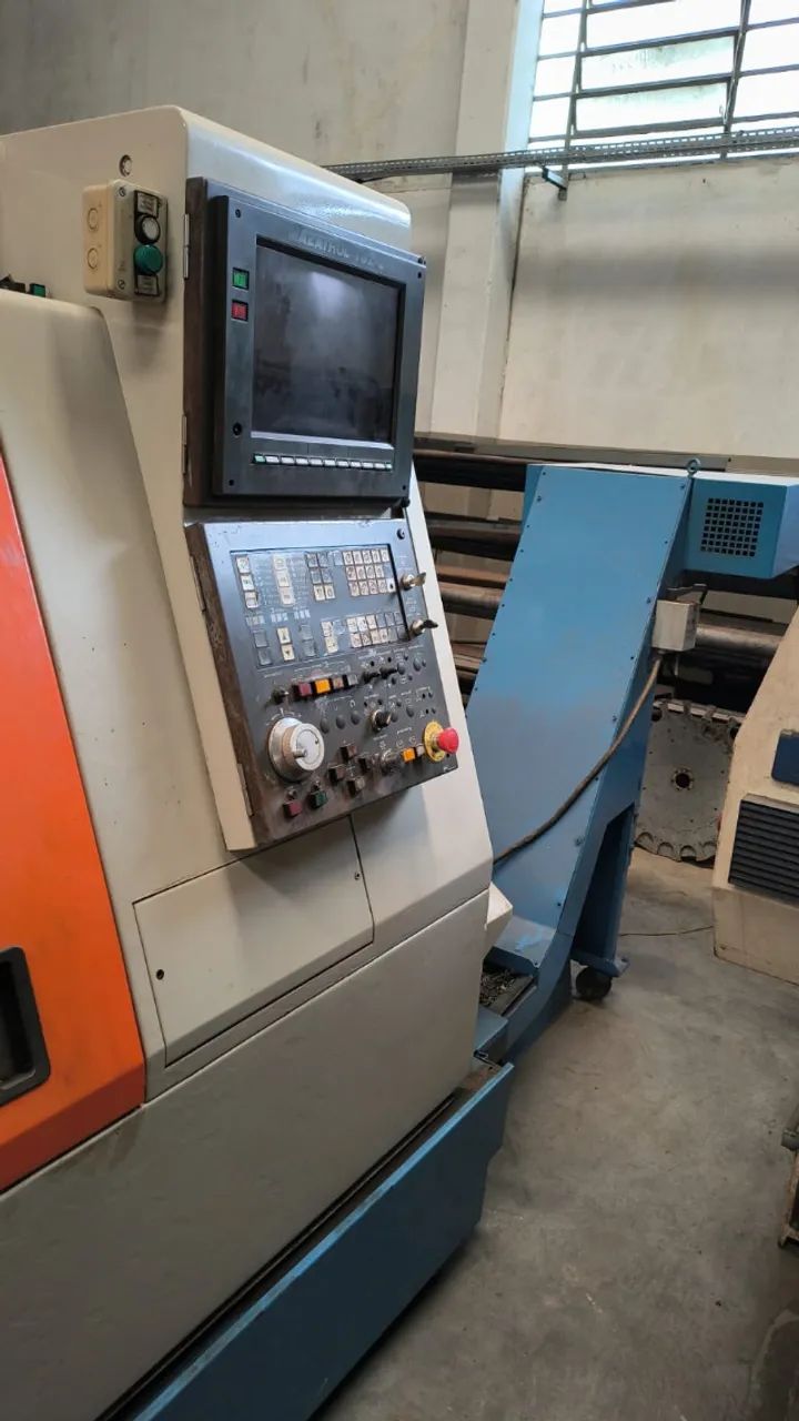 Torno CNC Mazak SQT 18 - Foto 2