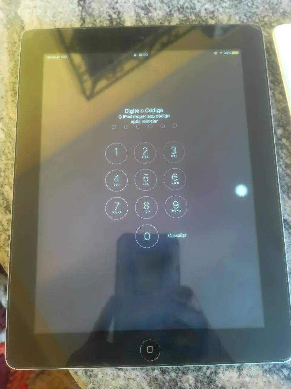 2 iPad com senha, troco em celular ou algo do meu interesse  - Foto 2