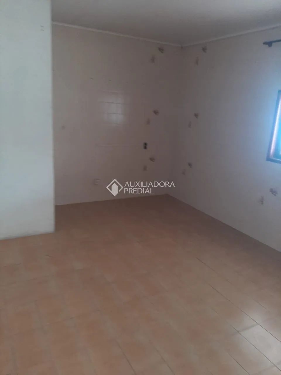 Casa comercial na Av Pequeno Príncipe - Foto 4