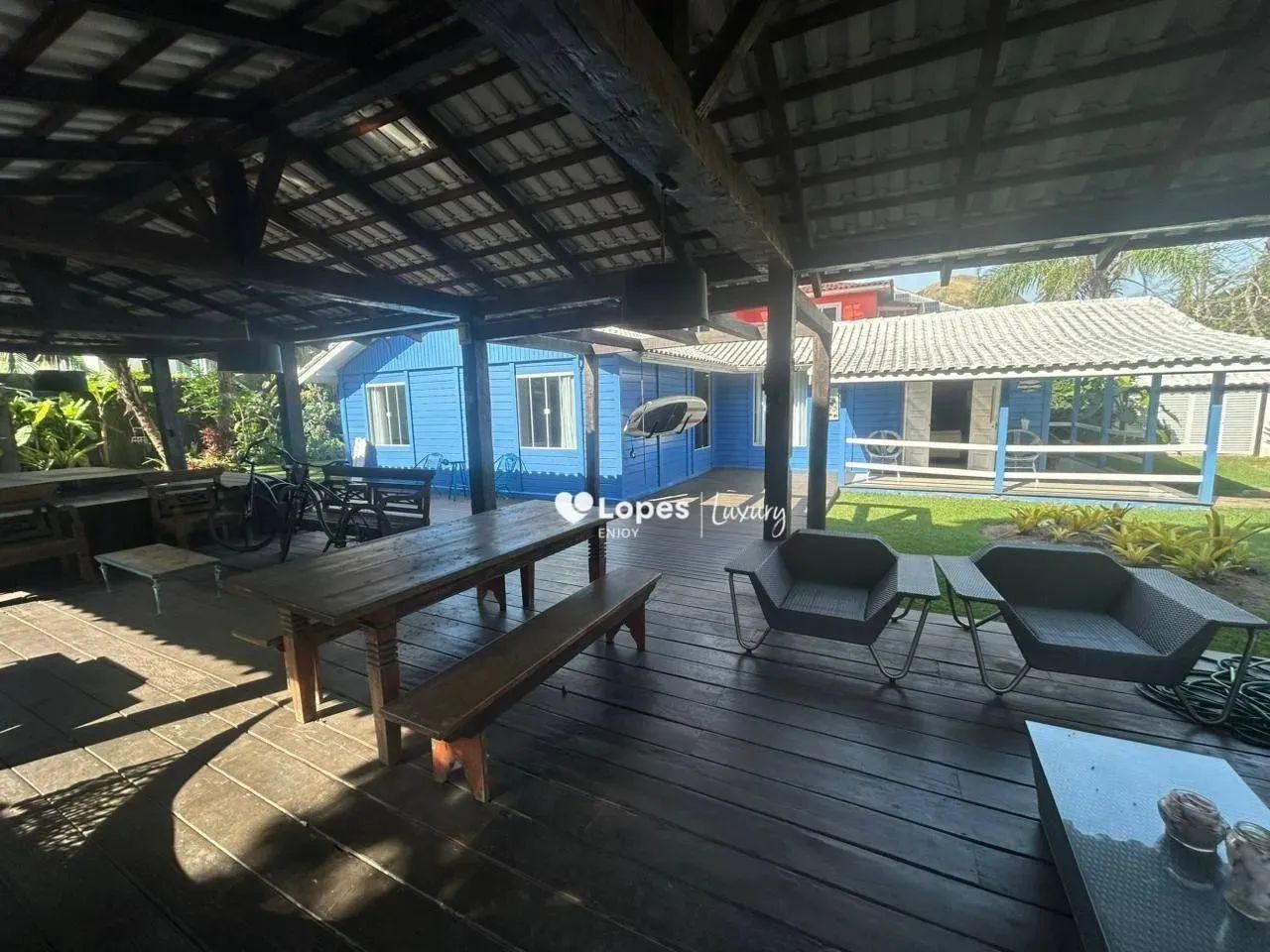 Casa com 4 quartos para alugar, 300 m por R$ 17.602/mês - Recreio dos Bandeirantes - Rio d