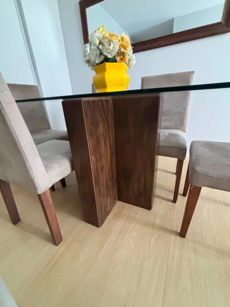 MESA DE JANTAR DE VIDRO