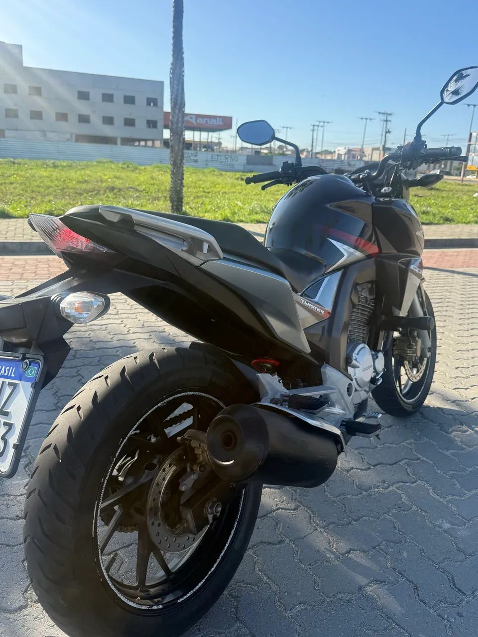CB TWISTER 250 2018 - Foto 4