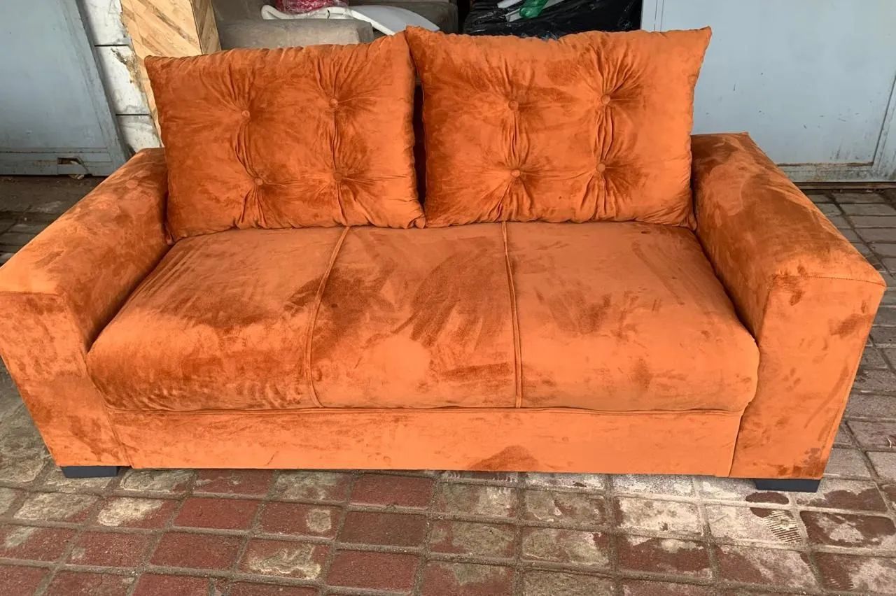 Sofa 3 lugares de fábrica  - Foto 2