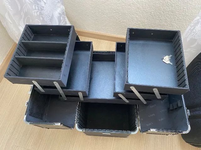 Maleta de Maquiagem Profissional  - Foto 3