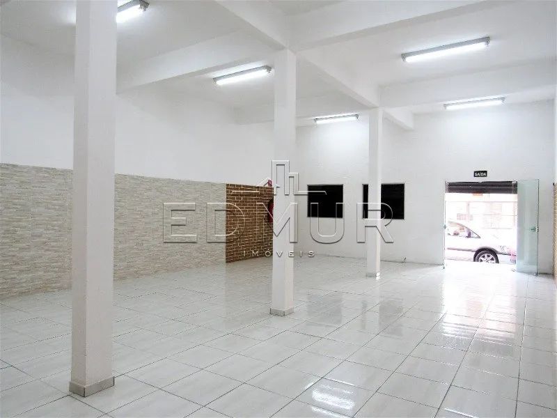 SALÃO para ALUGUEL com 220m² no bairro Parque Oratório com 0 quartos e 0 vagas. Santo Andr - Foto 2