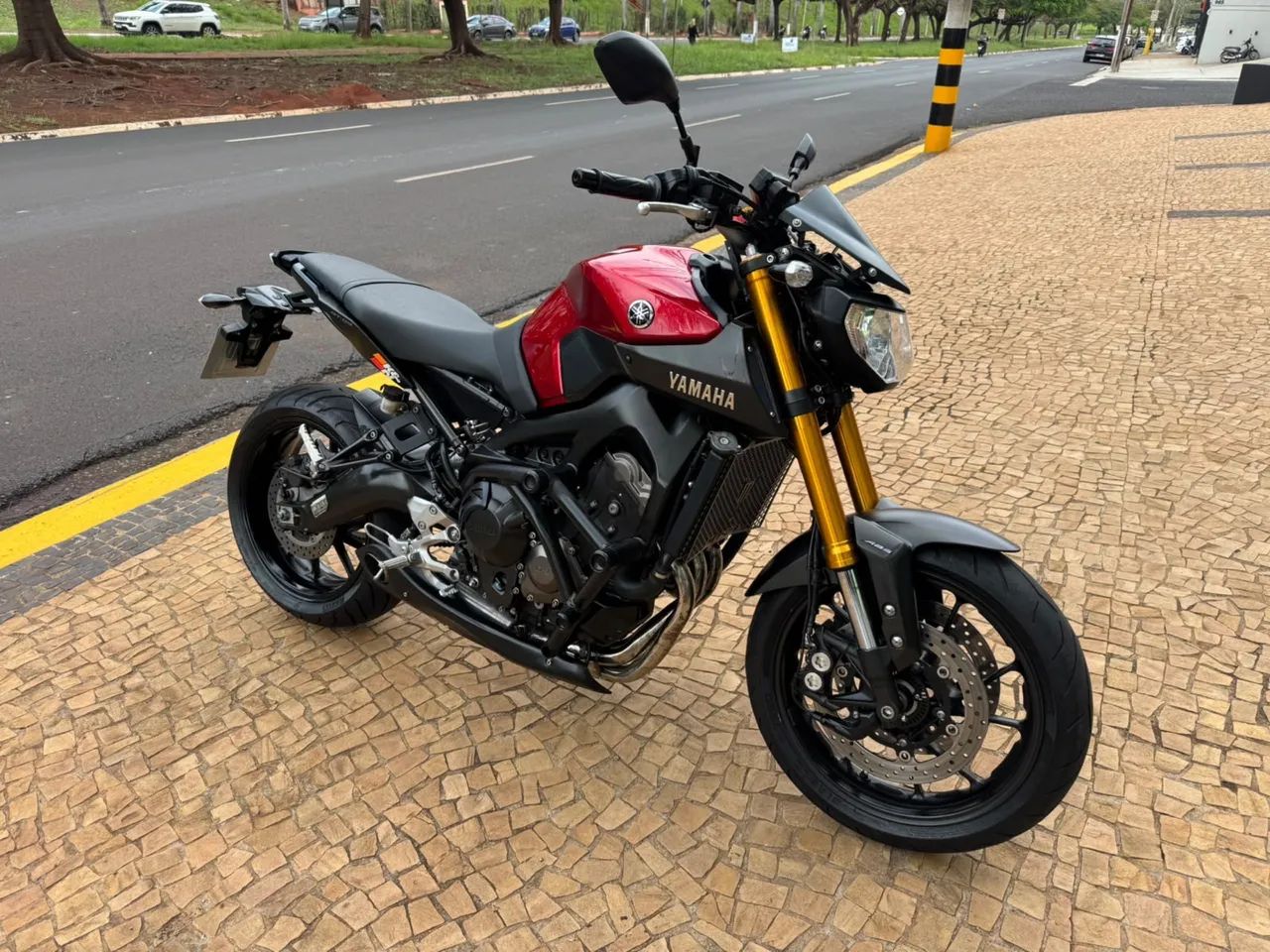 MT09 ABS 2018 - Foto 3