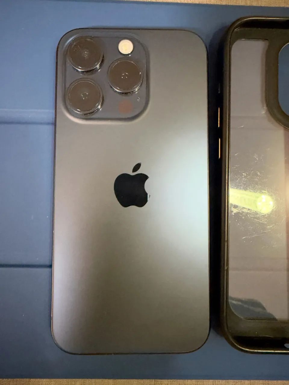 iPhone 15 Pro - Foto 3