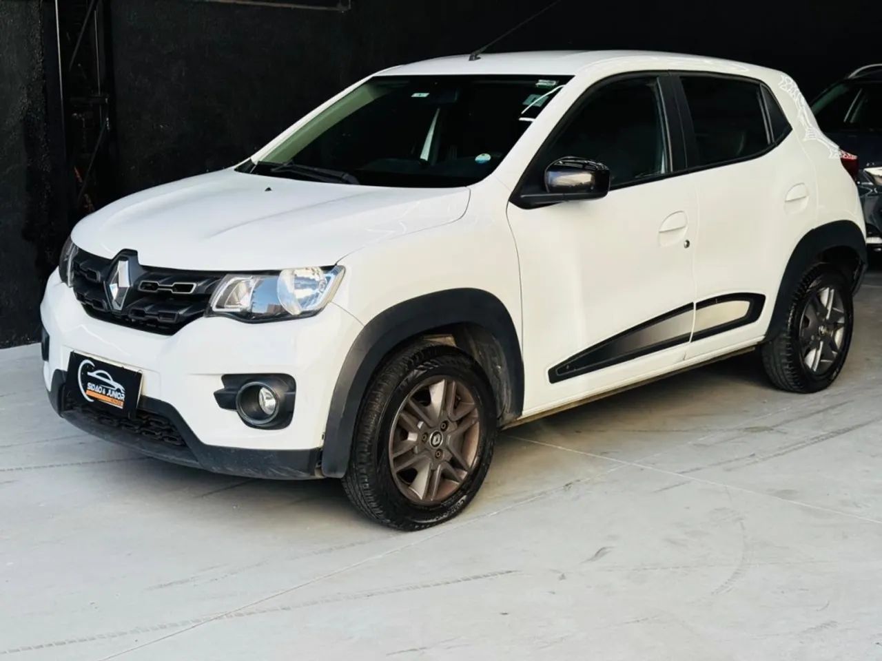 Renault Kwid 1.0 Intense 2019 - Foto 4