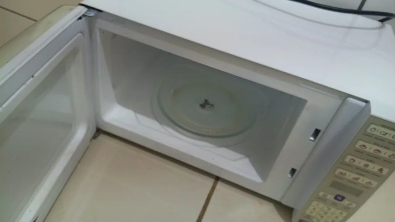 Fogão 5 bocas e micro-ondas 34L - Foto 3