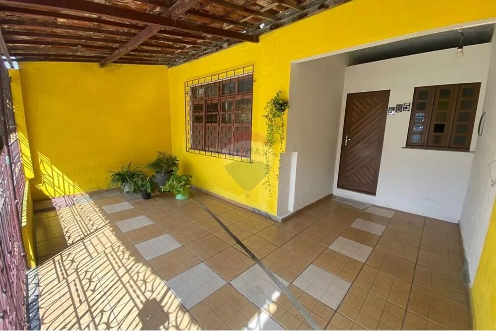 Casa com 3 Dormitórios suítes Bairro Rosa Elze -São Cristóvão