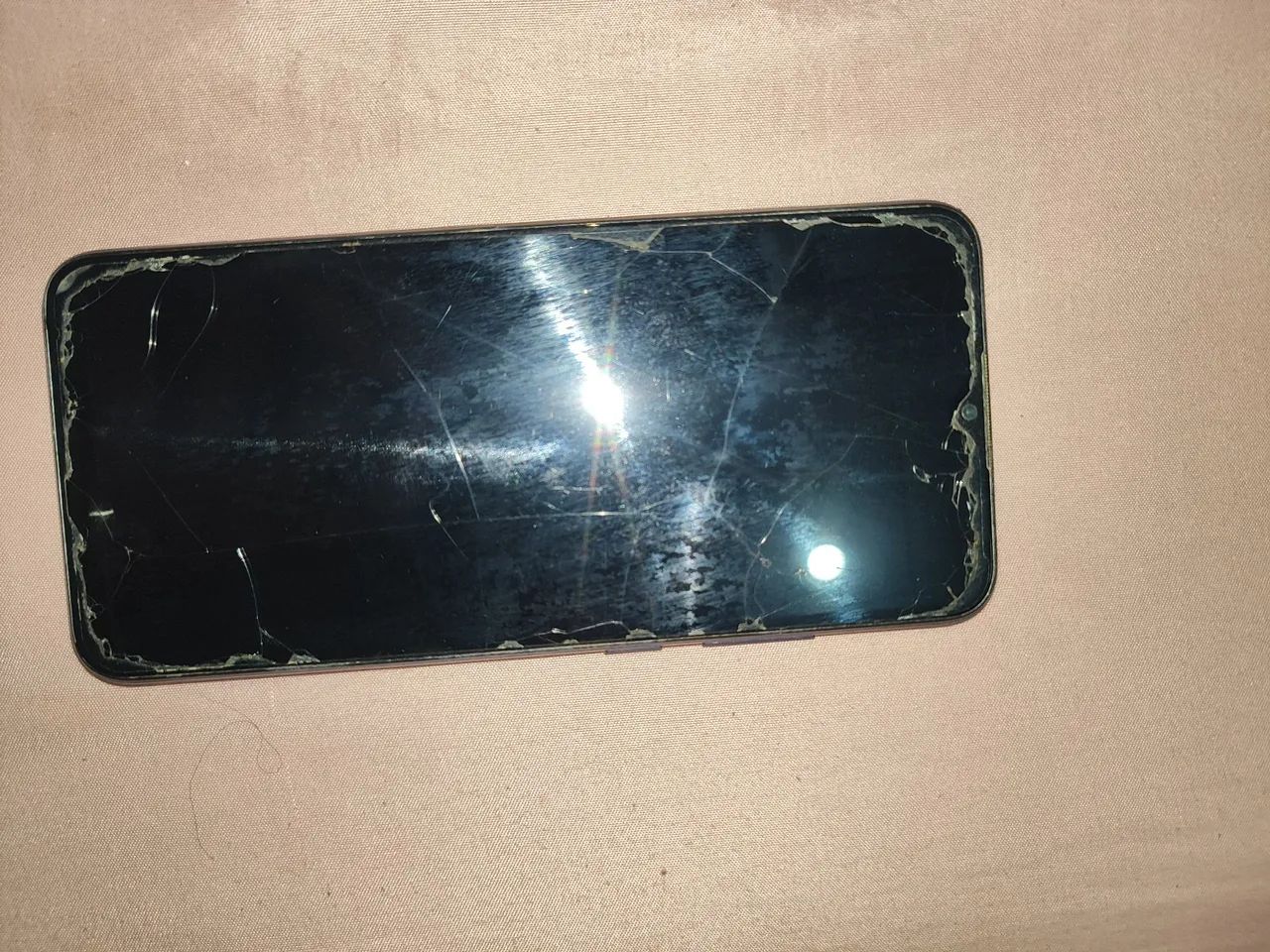 Celular estragado 