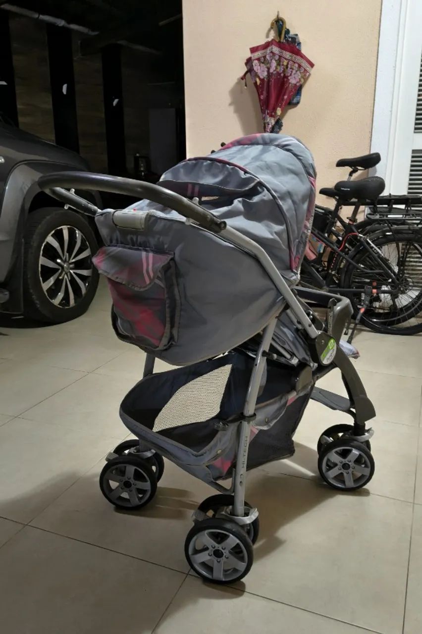 Carrinho de bebê Burigotto usado - Foto 3