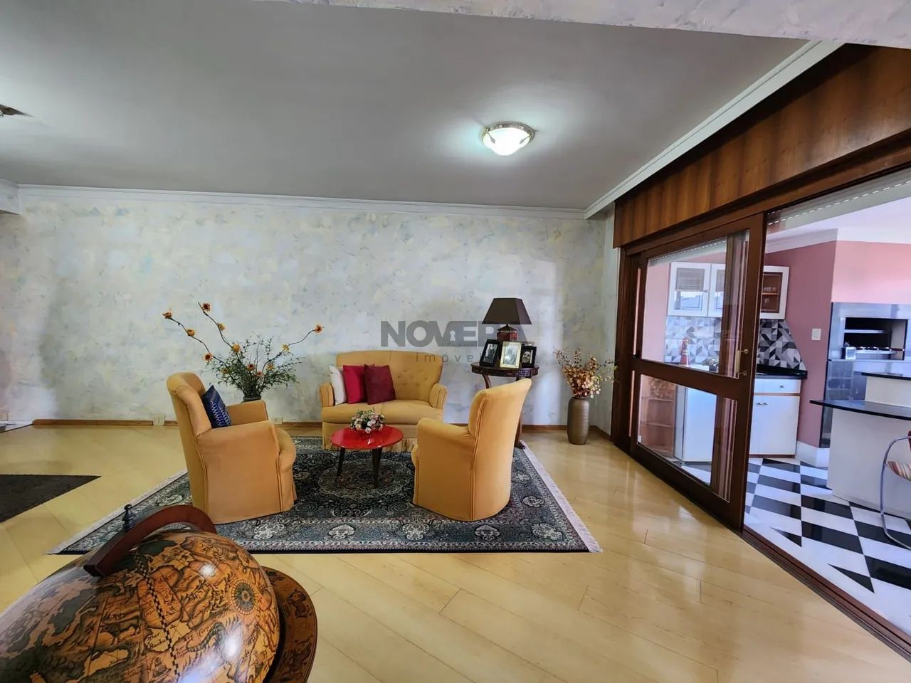 Amplo apartamento central totalmente reformafdo - Foto 2