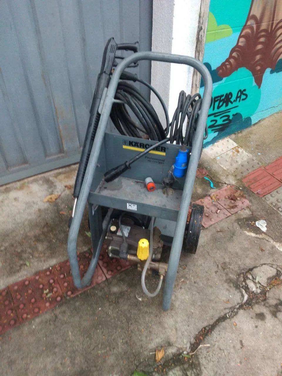 Lavadora de alta pressão jato Karcher 7/15 maxi 700 litros 