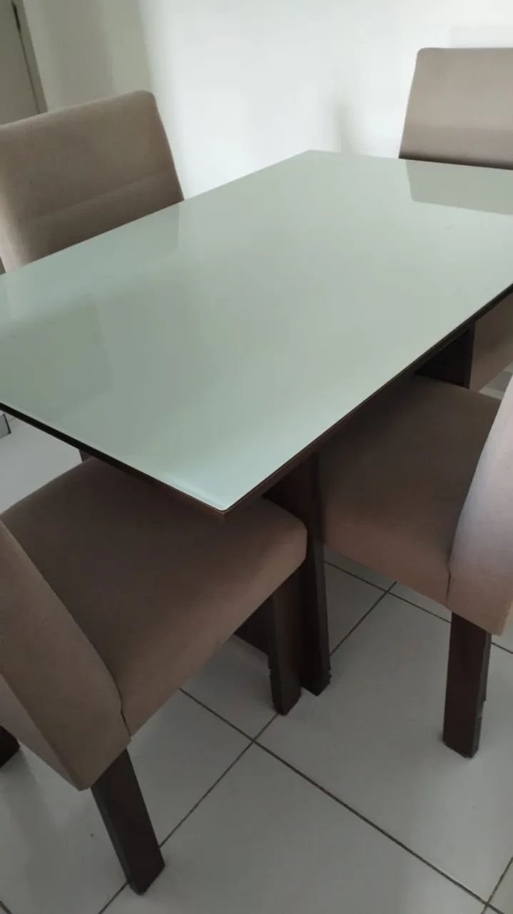 Vende se mesa 
