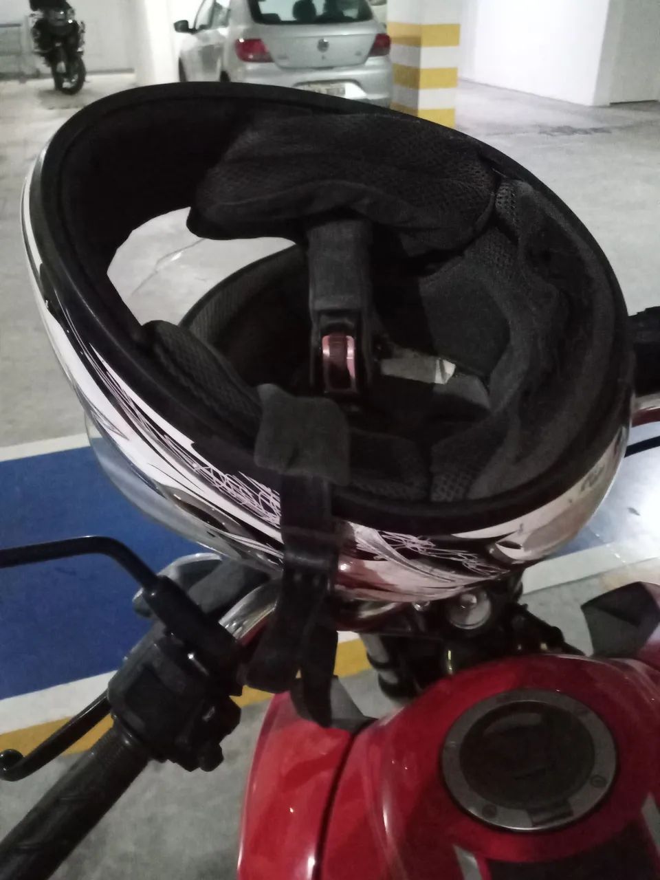 CAPACETE FEMININO 