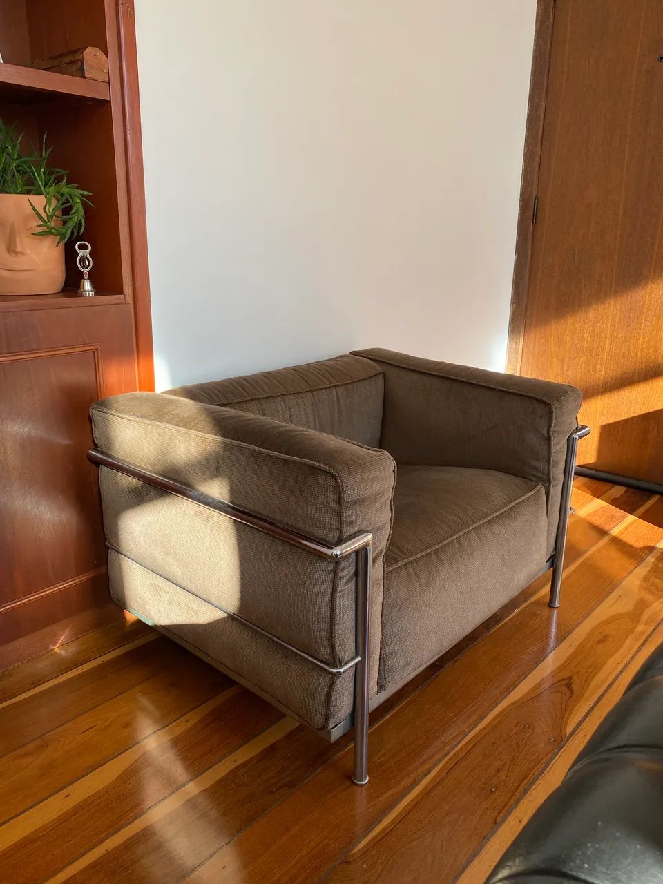 Poltrona LC3 Original Cassina - Le Corbusier - Assinada - Foto 5