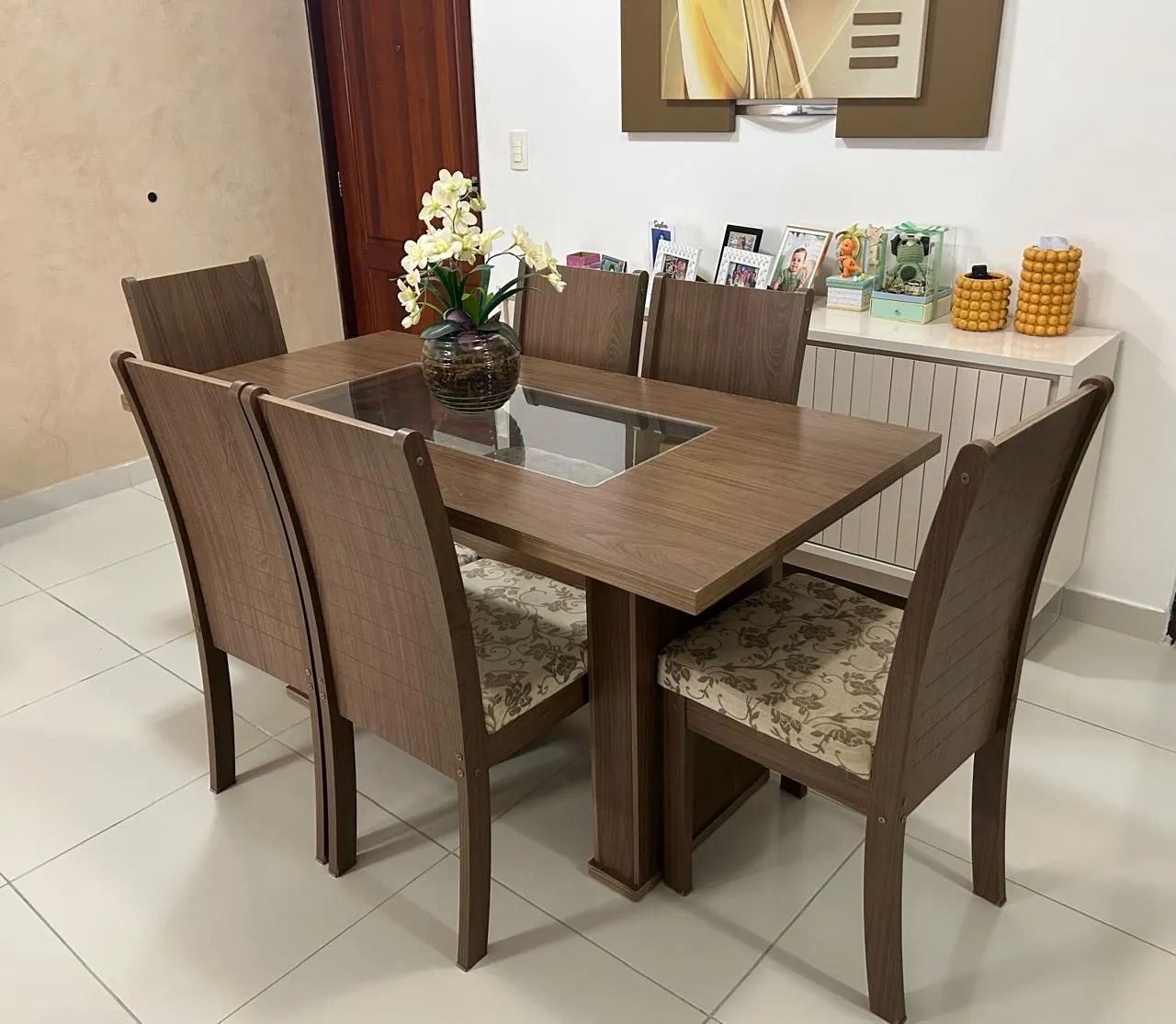 Mesa + 6 cadeiras