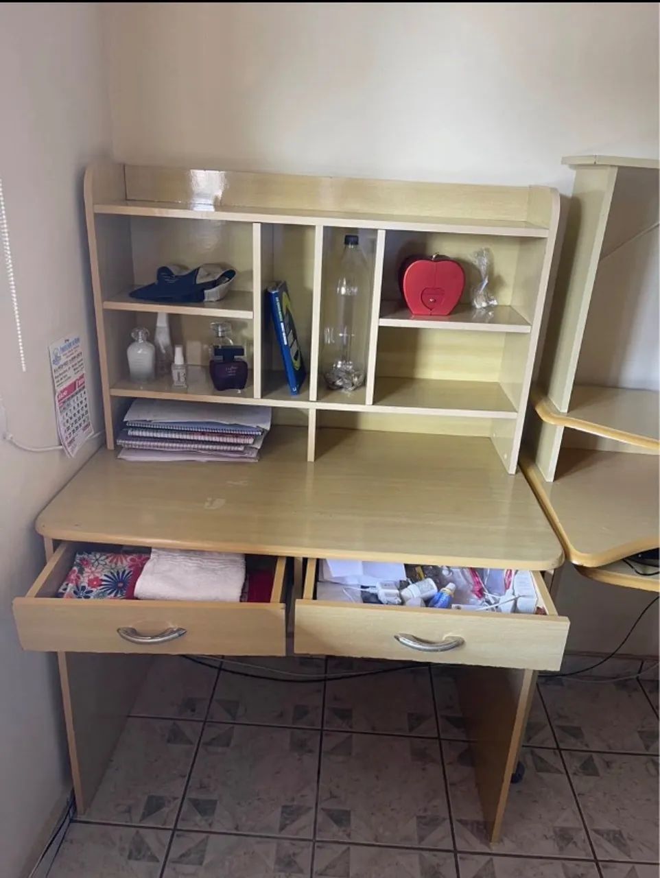 Escrivaninha/mesa para computador  - Foto 2
