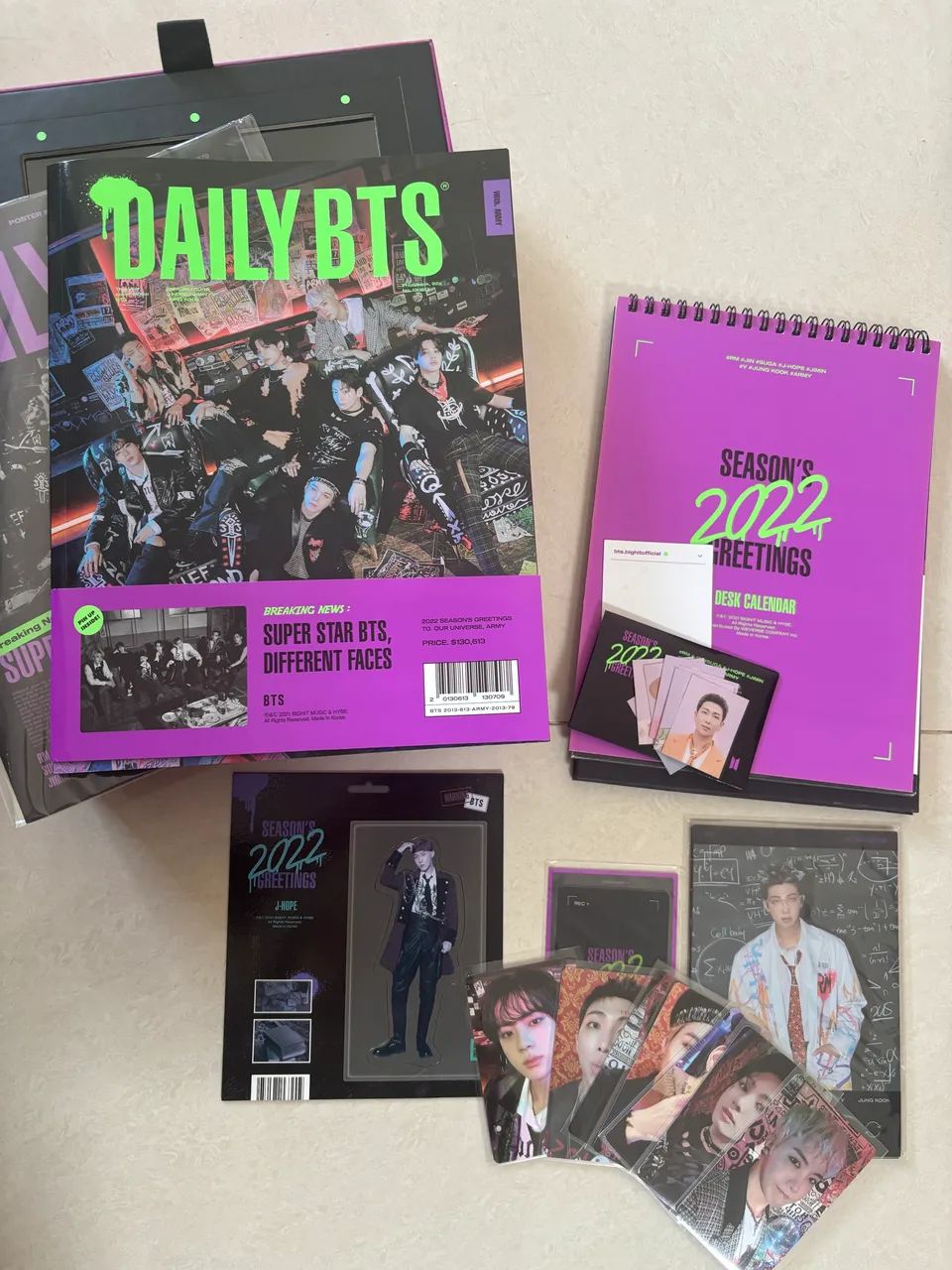 BTS CD19枚セット BTS Seasons Greetings 2022 completo - CDs, DVDs etc - Jardim