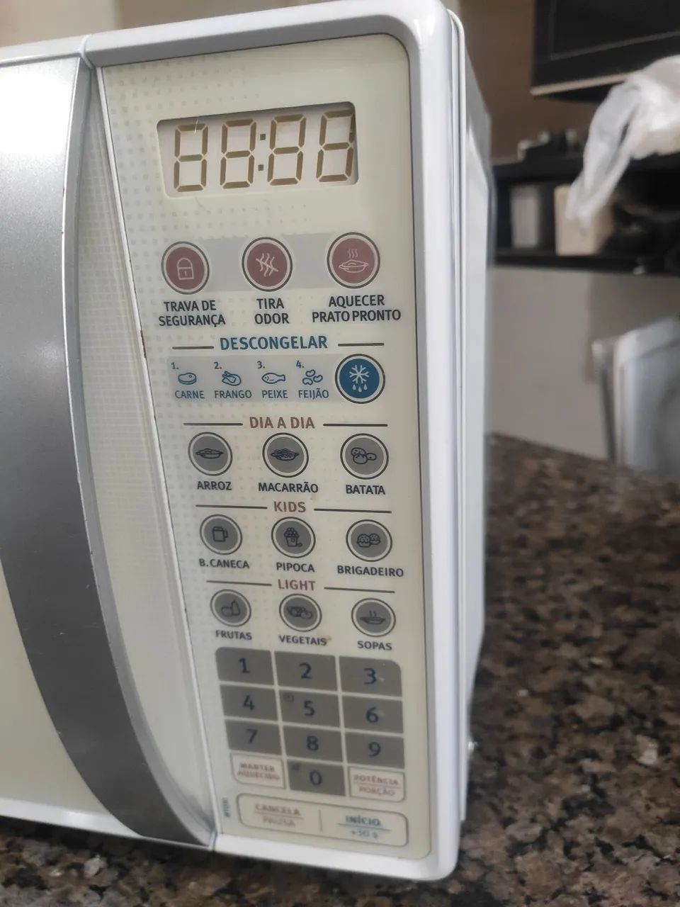 Microondas Eletro lux 20 litros com garantia de 3 meses. - Foto 3