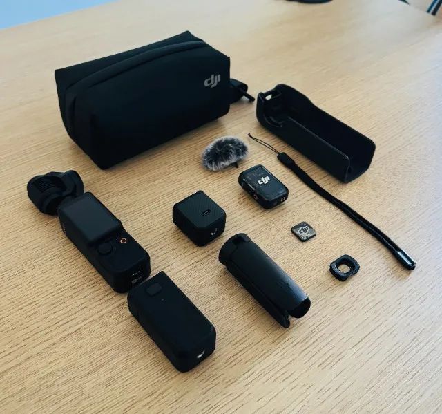 Câmera DJI Osmo Pocket 3 - Creator Combo