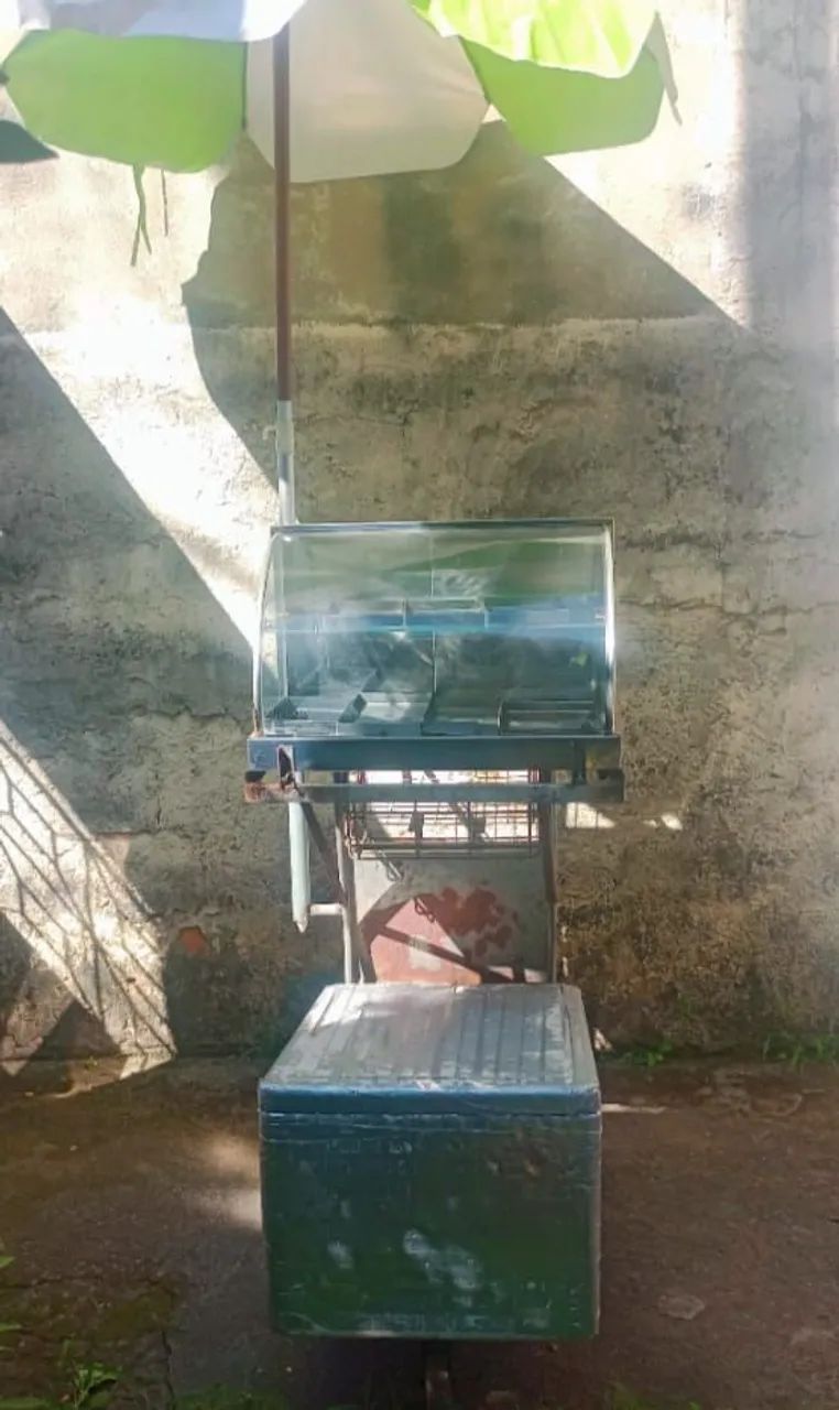 2 CARRINHOS: 1 P/ CHURRASQUINHO e 1 P/ SALGADOS/ - Foto 2