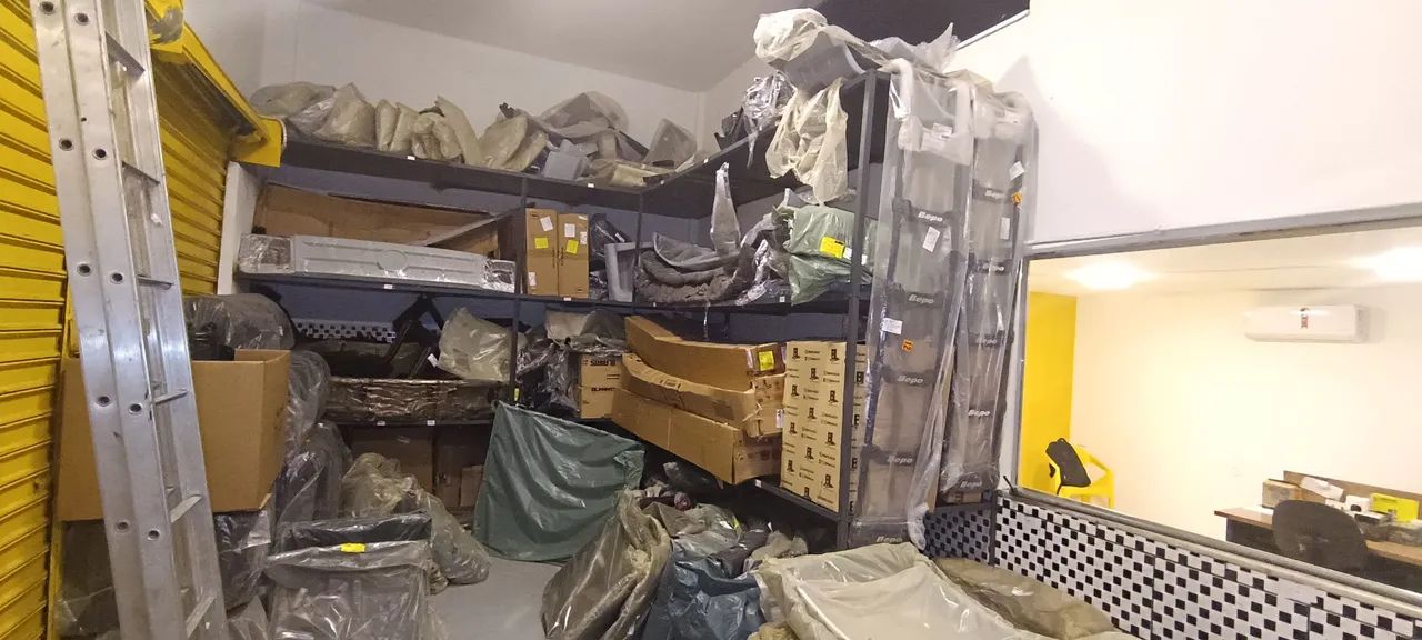 Passo loja de auto peças para caminhões e oficina  - Foto 3