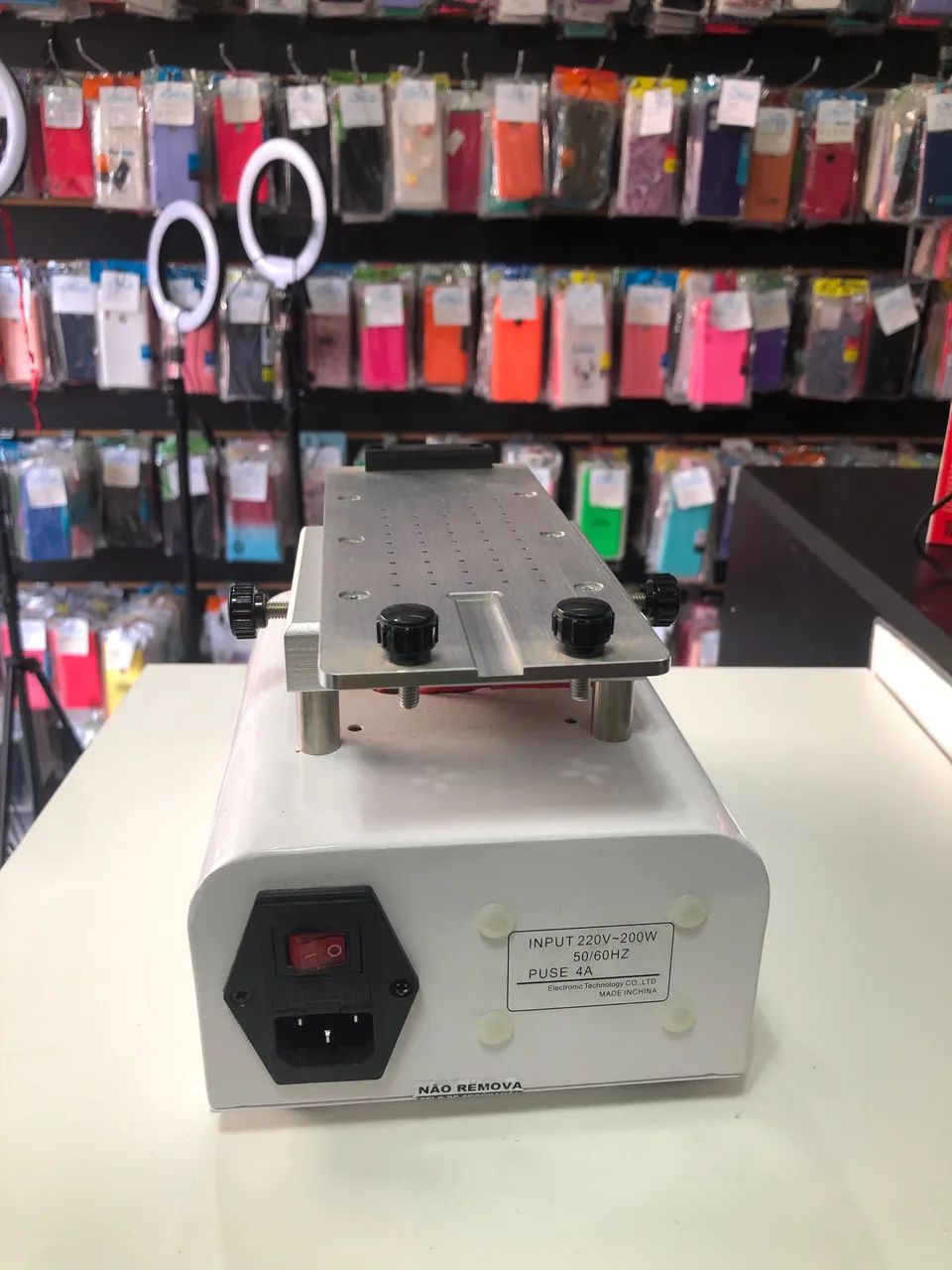 Separadora de tela de celular 