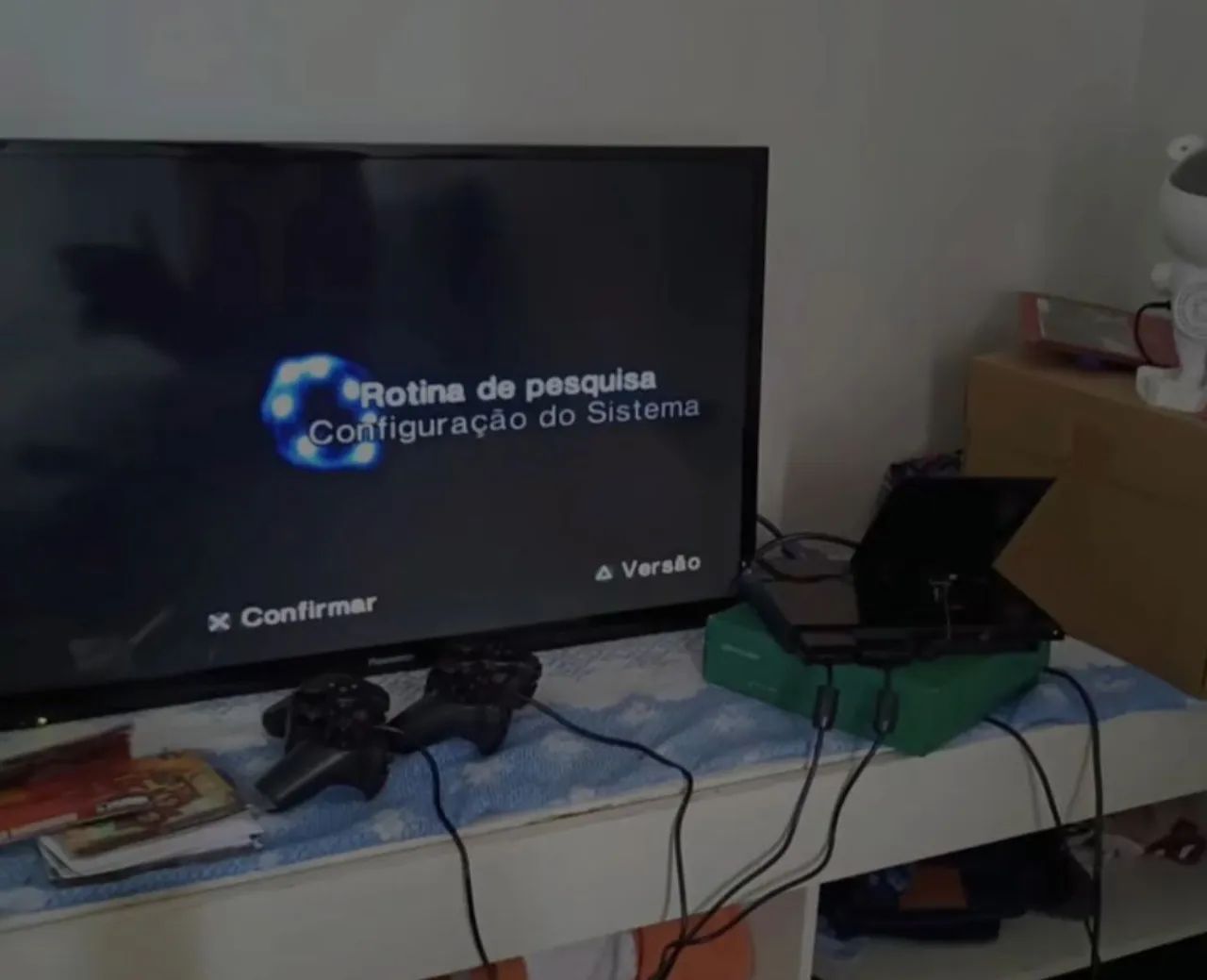 Ps2 com 2 controles +Jogos perfeito estado.