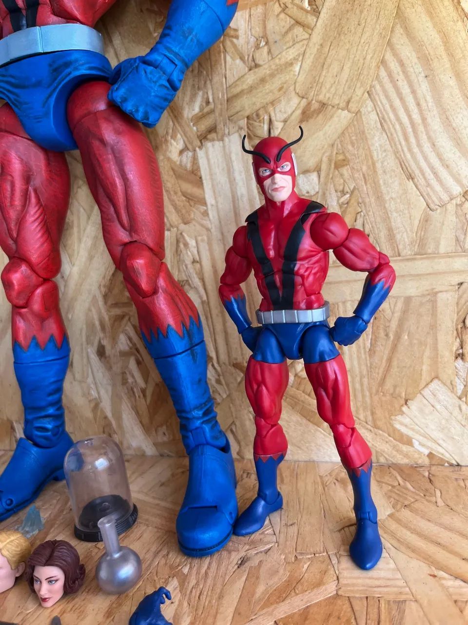 Marvel legends PAC vespa e gigante  - Foto 2