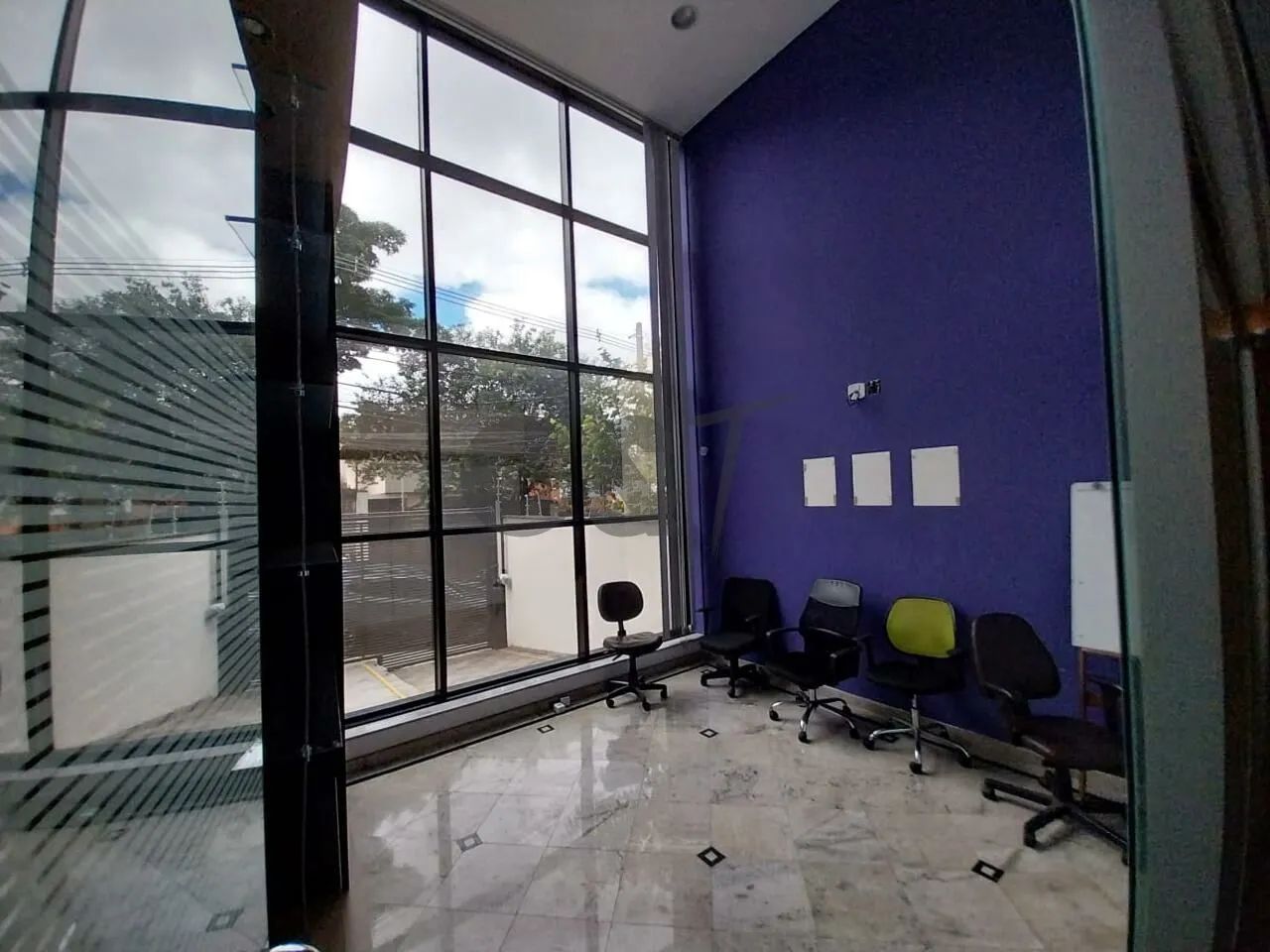 Prédio Comercial para Alugar com 650m² na Vila Mascote - São Paulo - SP