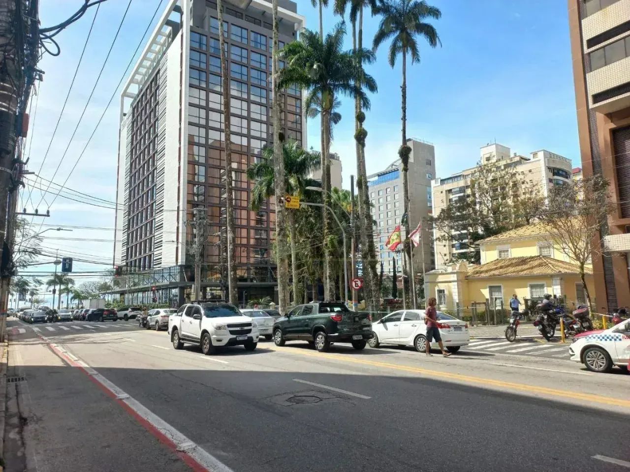 Locação | Loja Comercial de 828 m² com 3 vagas - Centro, em Florianópolis. - Foto 5