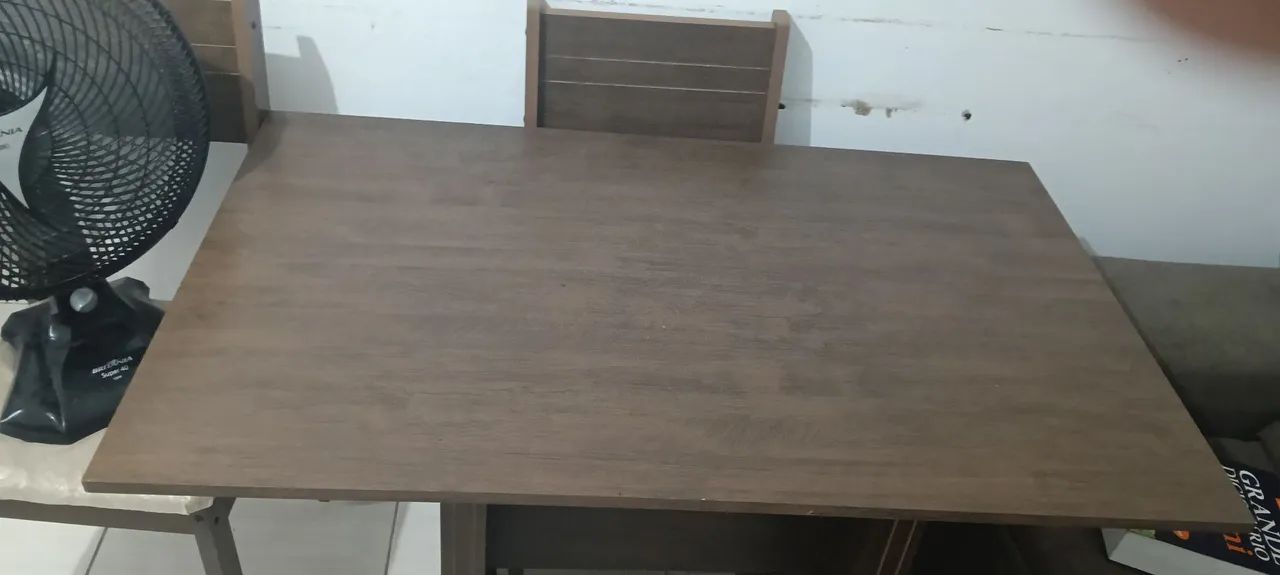 Conjunto de mesa com cadeiras - Foto 3