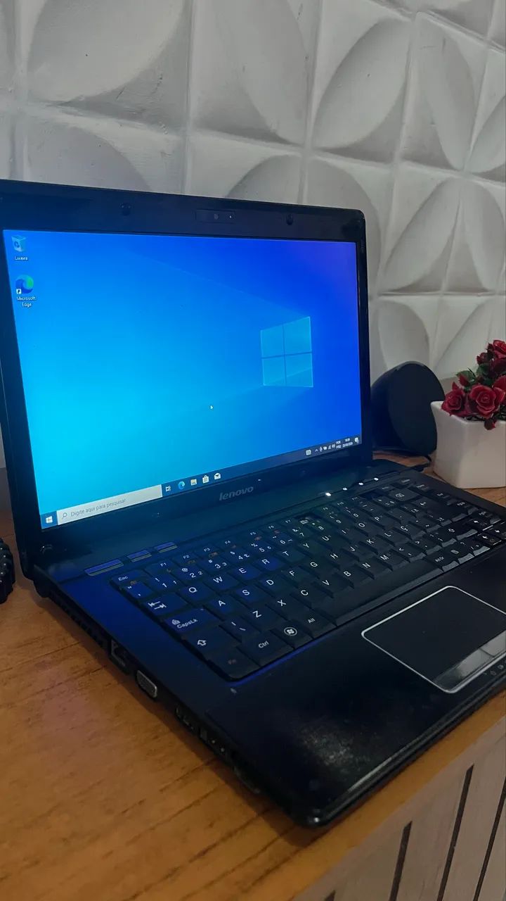 Notebook Lenovo core i3 