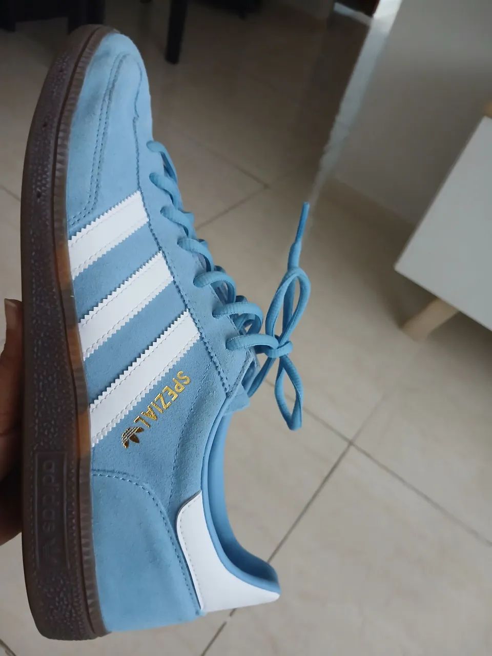Tênis adidas spezial