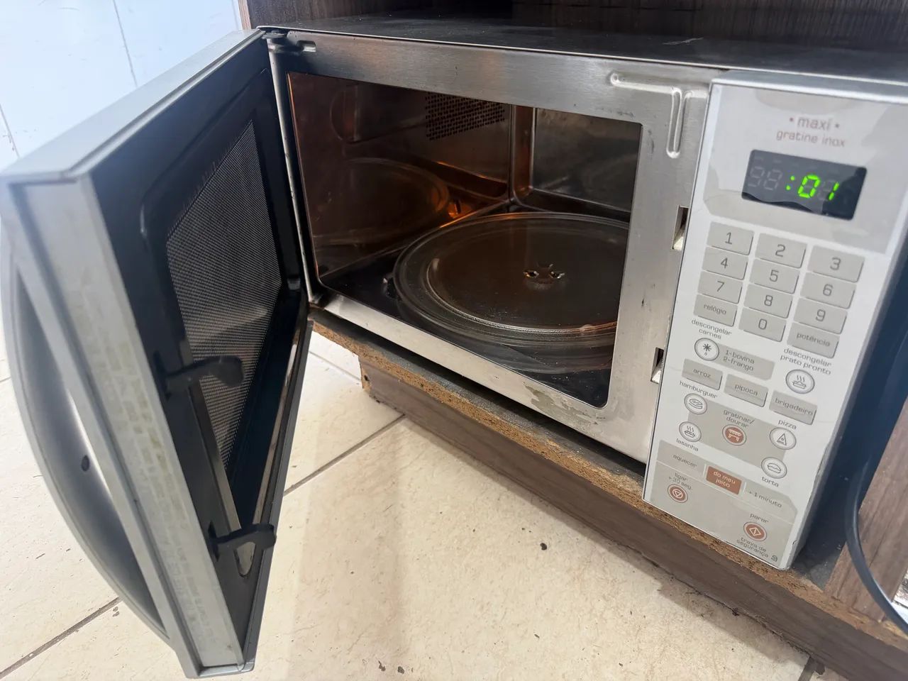 Microondas Brastemp inox espelhado  - Foto 3