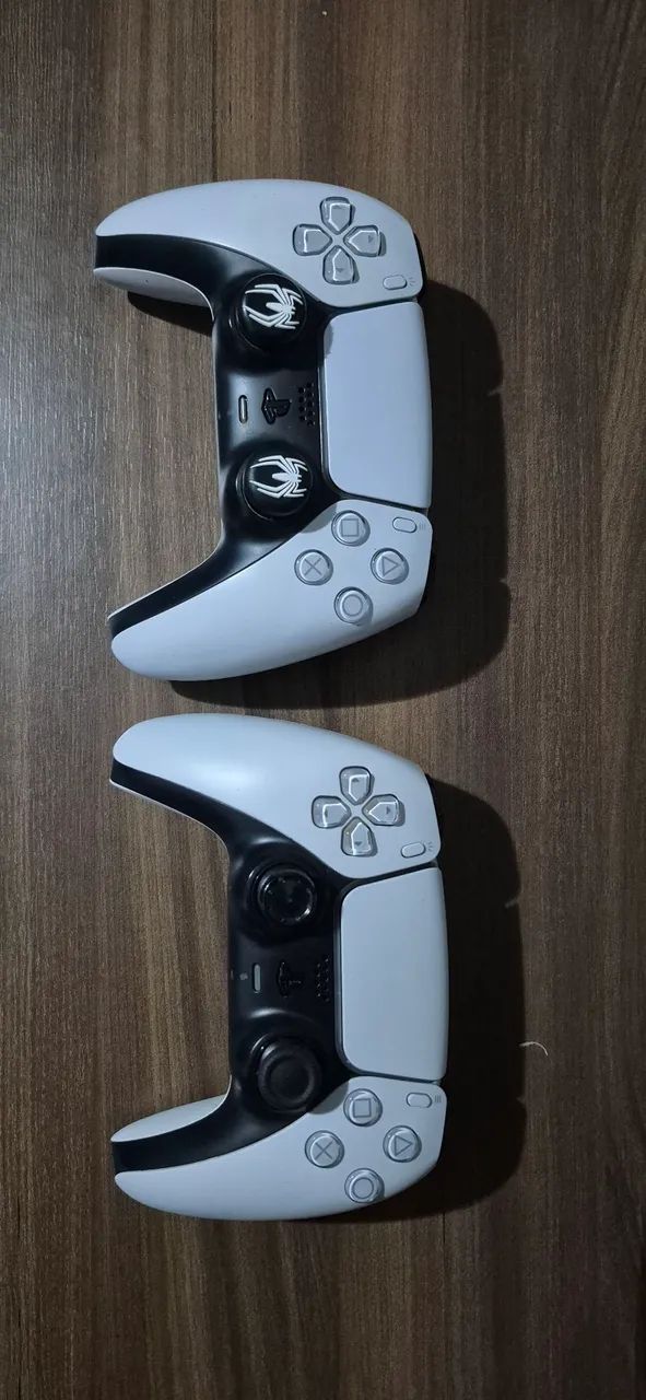 Vendo 2 controles de Ps5
