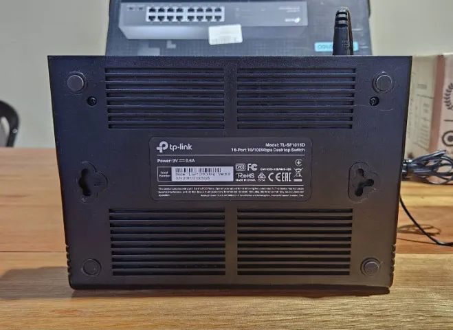 Switch 16 portas TP-LINK TL-SF1016D - Foto 3