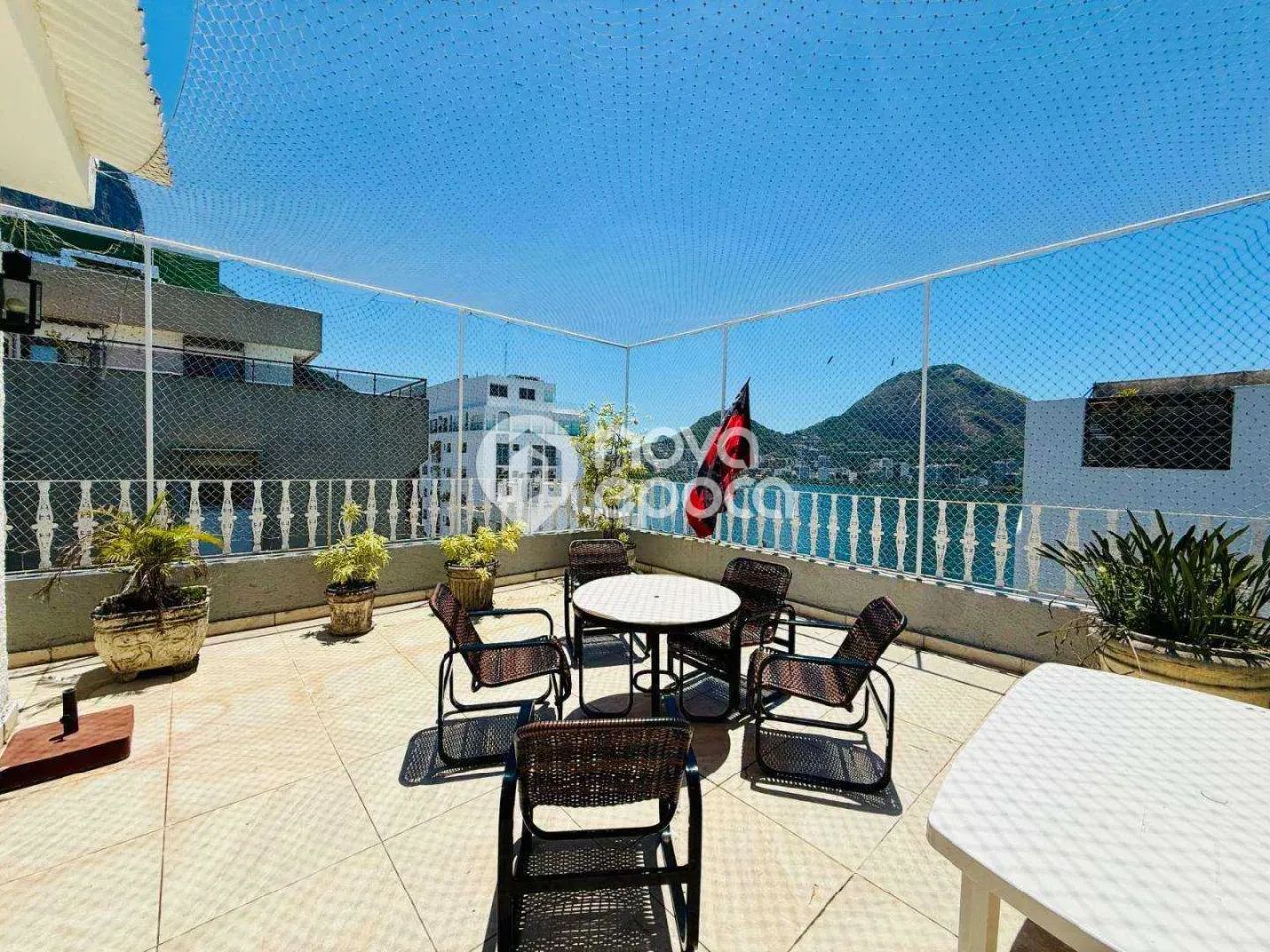 Lagoa | Cobertura 4 quartos, sendo 2 suites