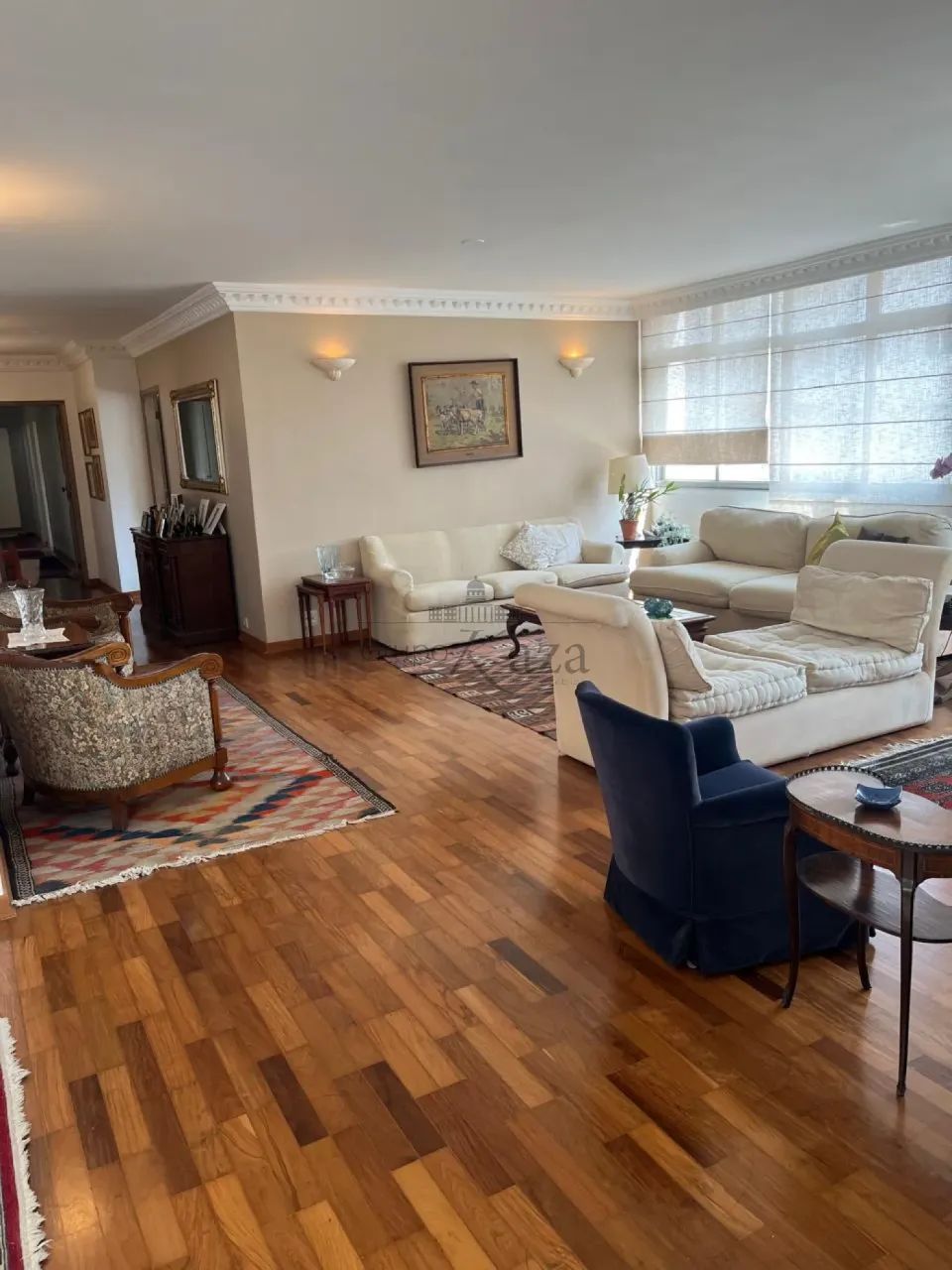 Apartamento - Bela Vista - 5 Dormitórios - 390m².