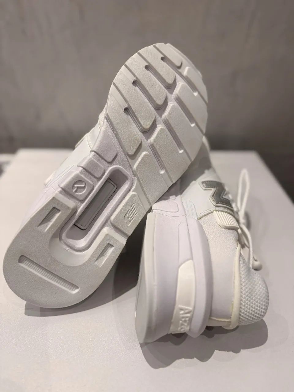 Tênis New Balance 997s Espostivo Academia e Caminhada  - Foto 4