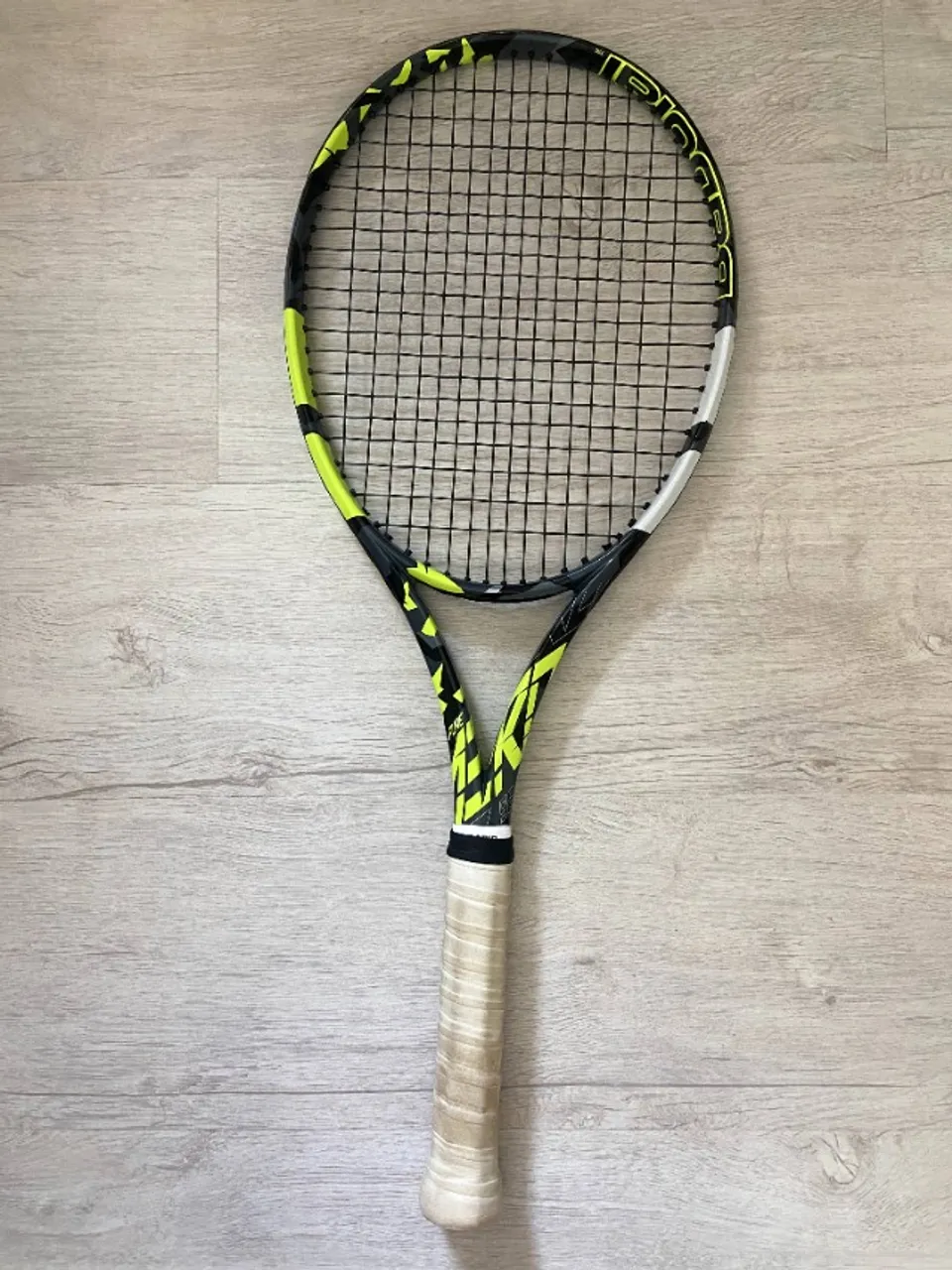 Babolat purê aero 100 L2 lançamento 2026 - Esportes de Quadra e Ao