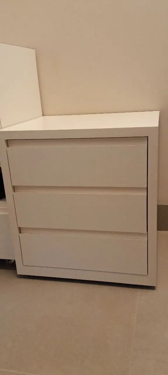 Gaveteiro c rodinhas