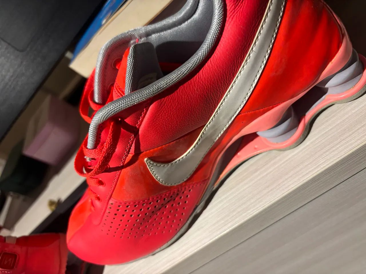 Nike shox 4 molas vermelho  - Foto 3