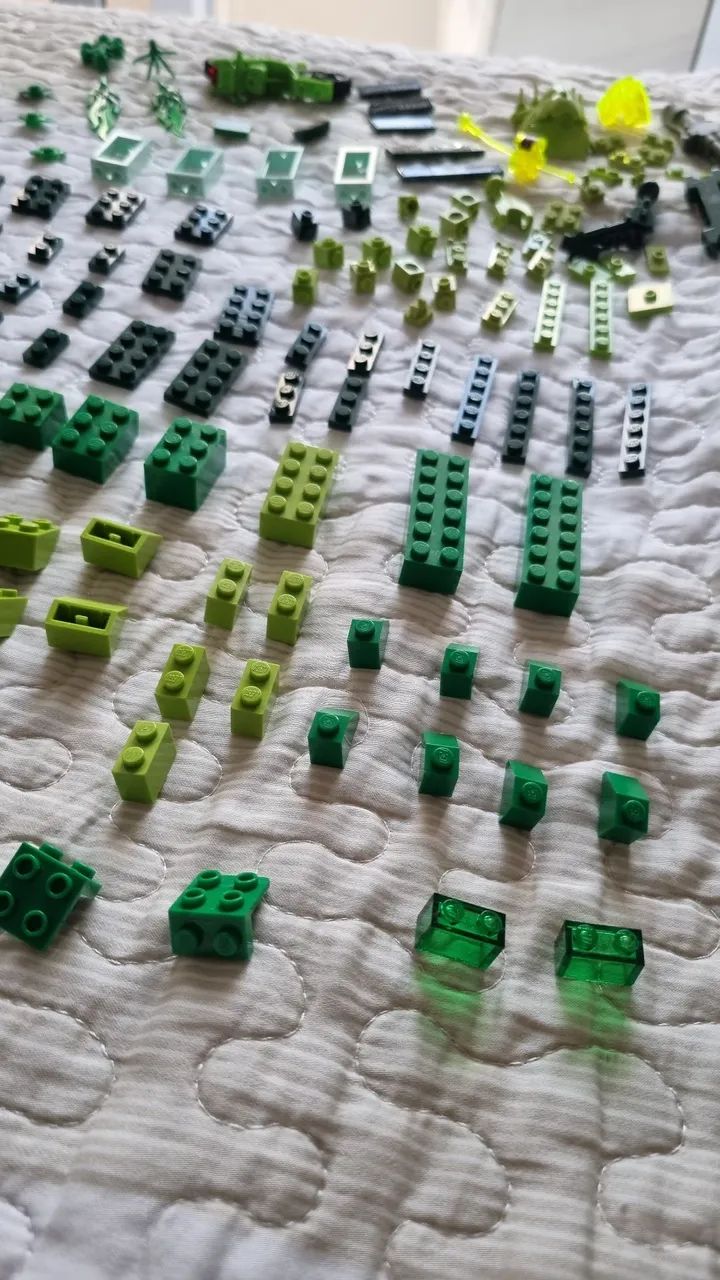 Peças de LEGO - Tons de verde - Foto 5